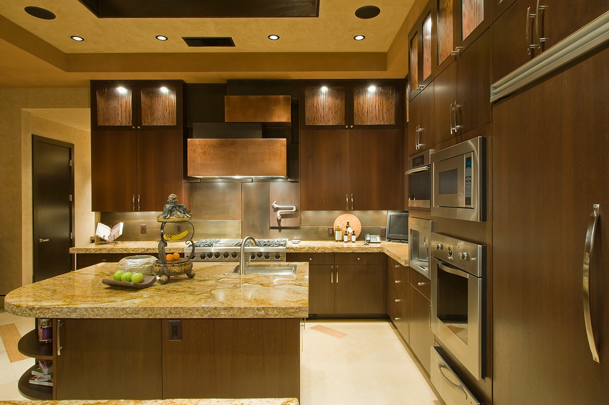 Recessed downlights